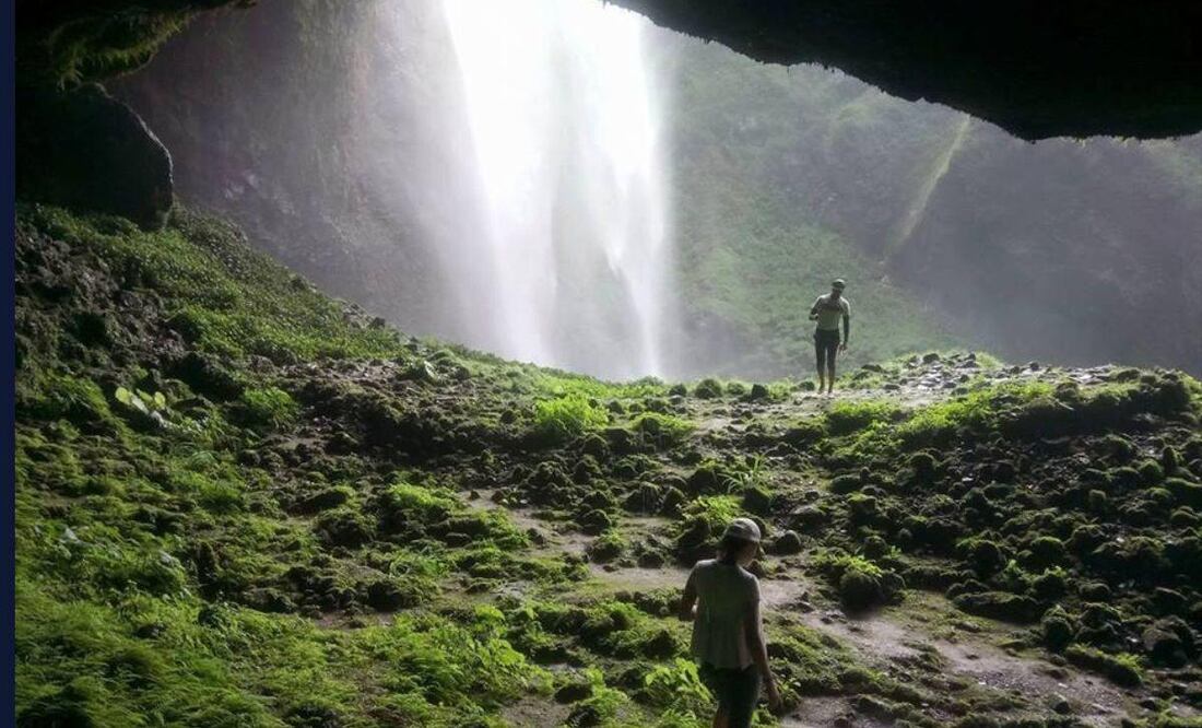 No te pierdas la experiencia de conocer una cascada por dentro | Foto: Facebook Xaltigrillos