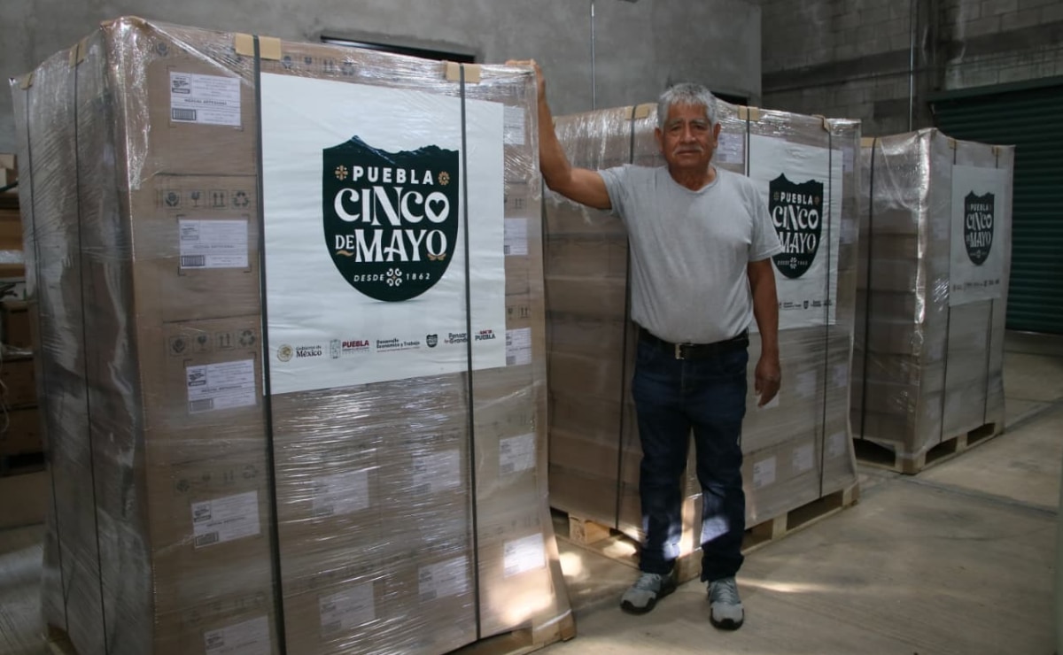 Bajo la marca Puebla Cinco de Mayo mezcal artesanal Chicotona llegará a Nueva York | Foto: Gobierno de Puebla.