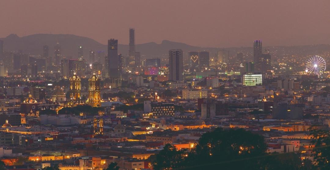 Este estudio realizado por la asociación civil revela que, de los 42 municipios analizados, 23 presentan una tendencia "negativa" en el primer semestre de 2024 en comparación con el mismo periodo del año anterior, 2023. 
Foto: Producción El Universal Puebla