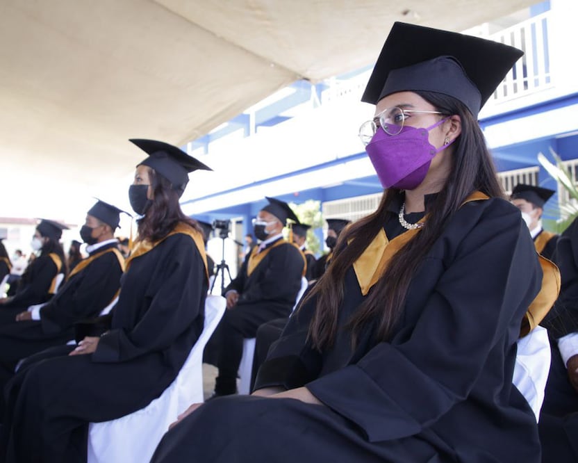Ojo graduados, las Universidades en Puebla sancionan el plagio de tesis | Foto: Agencia Es Imagen para El Universal Puebla