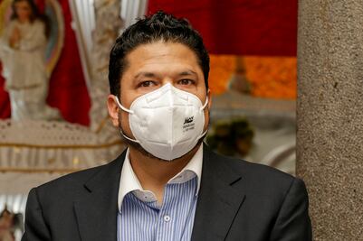 Morena Puebla llama a Biestro a no atacar candidatura de Claudia Rivera