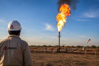 Realizan quema controlada de Pemex en San Martín Texmelucan 