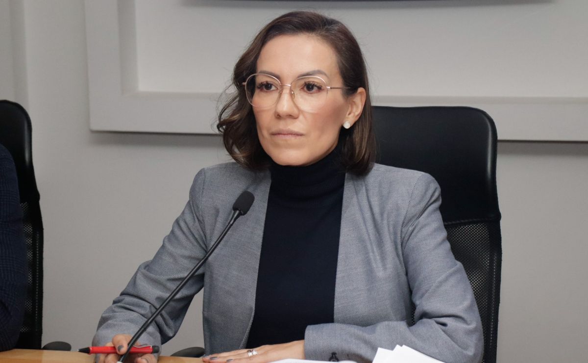 Salida de Eduardo Alcántara del Congreso es un tema de conciencia: Mónica Silva