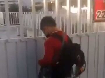 SEP investiga a escuela que no dejó entrar a niño tardista