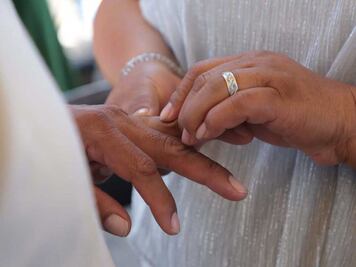 Boda en la cárcel. 25 parejas se casan en el penal de San Miguel