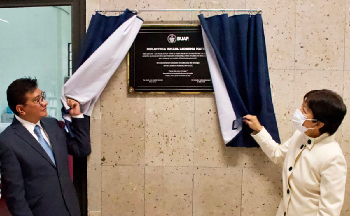 Buap rinde homenaje póstumo al fundador de la Facultad de Ciencias Biológicas