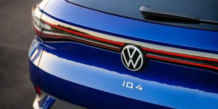 Volkswagen desbancaría a Tesla en la venta de autos eléctricos en el corto plazo