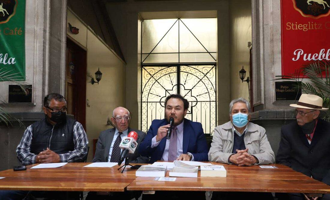 Organizaciones ciudadanas ofrecieron una conferencia de prensa este miércoles 18 de enero | Foto: Agencia Es Imagen para El Universal Puebla