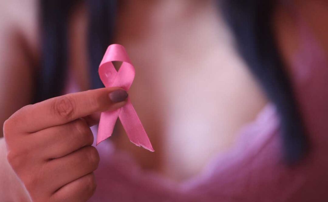 El 19 de octubre se conmemora la lucha contra el cáncer de mama | Foto: Agencia Es Imagen para El Universal Puebla