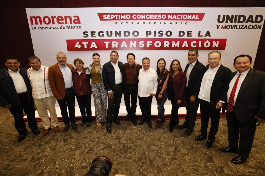 Sergio Salomón y Alejandro Armenta acudieron al Congreso Nacional de Morena | Fotos Especiales