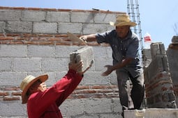ISSSTEP construirá viviendas en Ciudad Maderas para trabajadores de Puebla