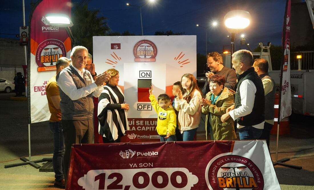 La iluminación de esta colonia beneficia directamente a más de 7 mil habitantes de una zona | Foto: Ayuntamiento de Puebla
