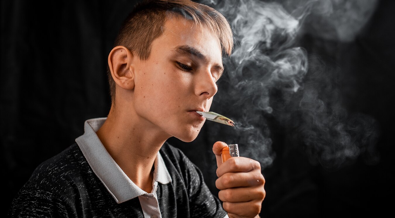 Entre estas drogas, la marihuana es la que más se consume, con una mayor prevalencia entre los hombres. 
Foto: Producción El Universal Puebla