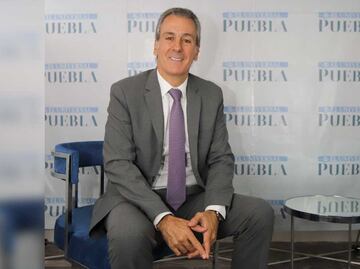 Inseguridad, servicios y economía, temas urgentes por atender en Puebla: Pepe Chedraui