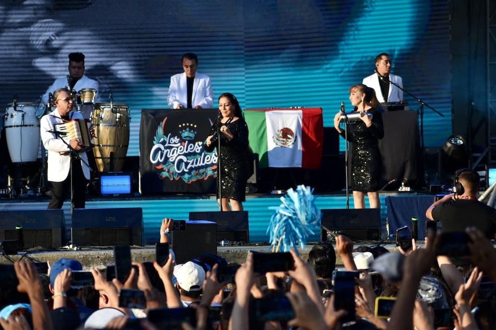 En el Gran Baile de Calaveras se presentarán Los Ángeles Azules | Foto: Agencia Es Imagen para El Universal Puebla