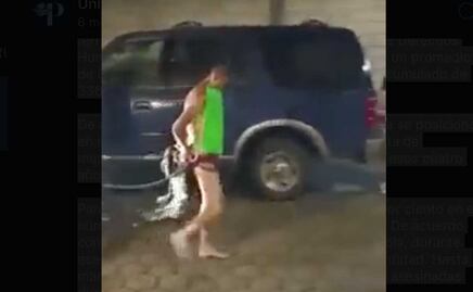Desnudan y exhiben a hombre por presunto robo en Chiautzingo