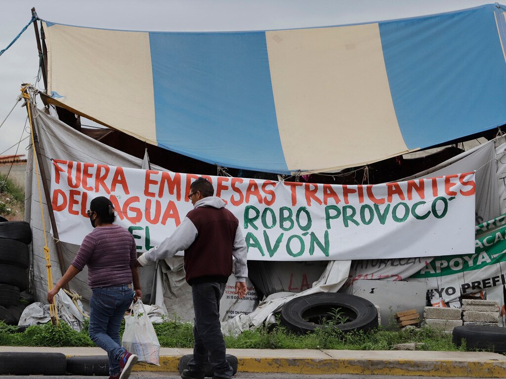 Plantón contra Bonafont pide apoyo con víveres a los poblanos