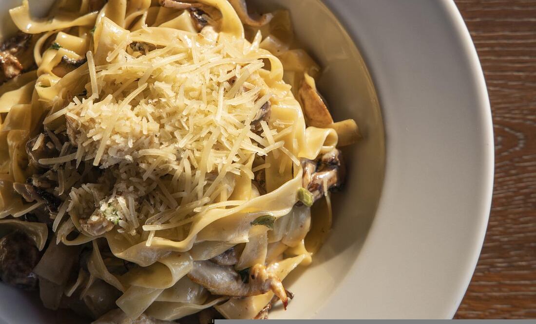 El Fetuccine Alfredo es una de las pastas más populares de la cocina italiana. Foto: Pixabay