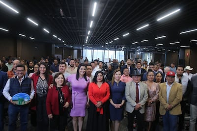 Diputadas y diputados respaldan a migrantes poblanos