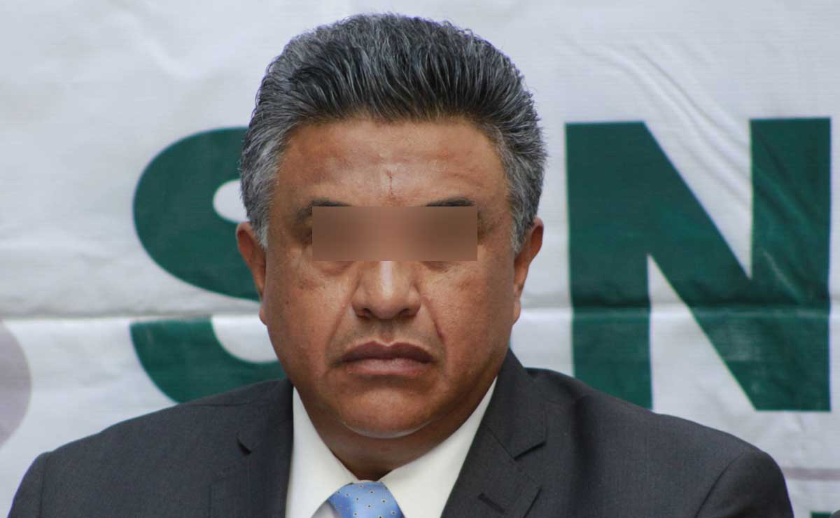 Aprueban en comisión la destitución del auditor Francisco Romero Serrano