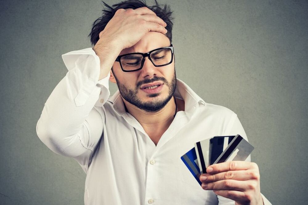 ¿Qué tan valido es financiarte con la tarjeta de crédito? / Foto: Canva