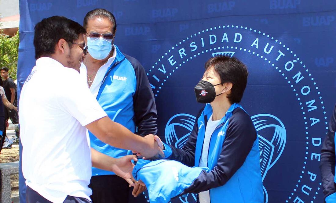 520 deportistas fueron beneficiados | Foto: BUAP