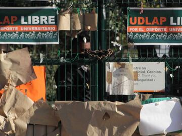 Sigue cerrada la UDLAP pese a compromisos