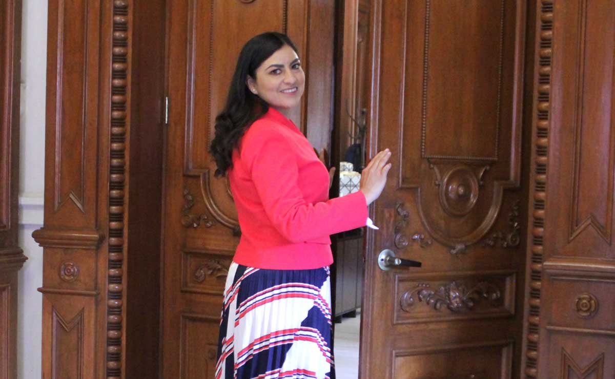 Claudia Rivera está en su derecho de aspirar al 2050, dice Barbosa