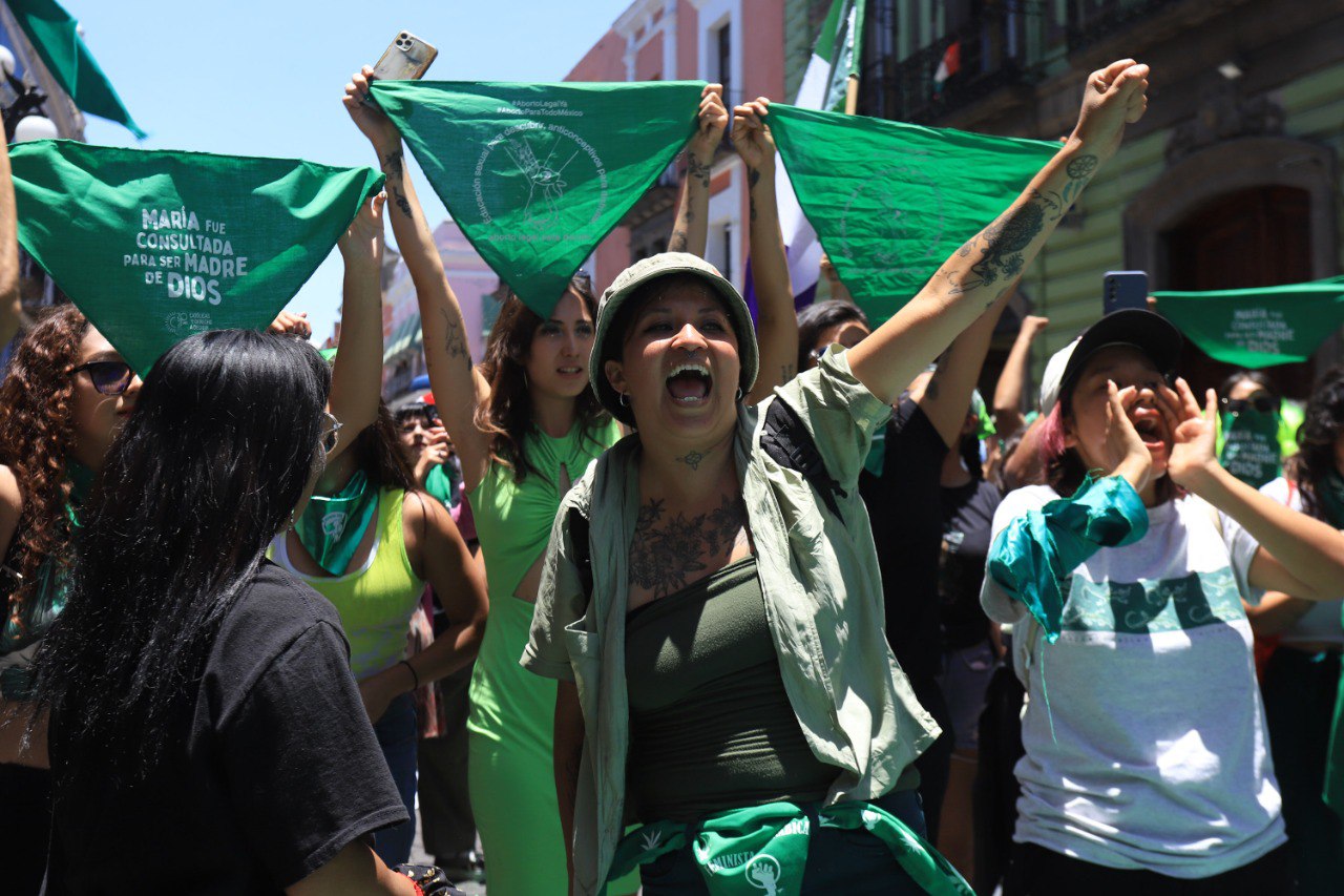 El aborto dentro de las primeras 12 semanas de embarazo ya es legal en Puebla | EsImagen
