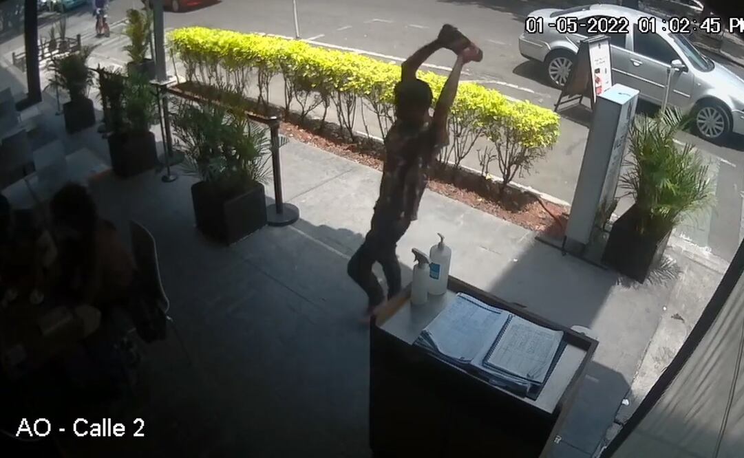 Golpean a joven con tabique en Taquearte. Foto: Captura de video @soyirenelevy