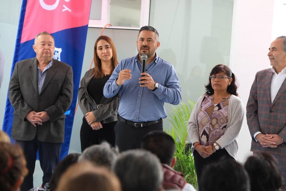 Adán Domínguez supervisó programa de cirugías gratuitas | Foto Ayuntamiento de Puebla