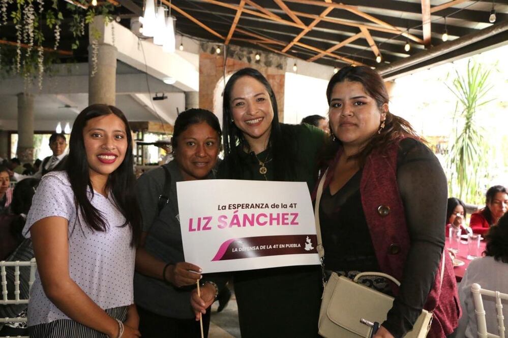 Liz Sánchez estuvo con mujeres en Atlixco | Foto: Especial