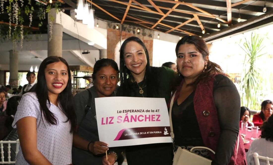 Liz Sánchez estuvo con mujeres en Atlixco | Foto: Especial