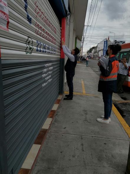 Clausuran 13 refaccionarias de la 46 Poniente