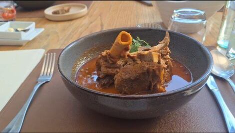 Restaurante Atelier comienza su temporada de mole de caderas