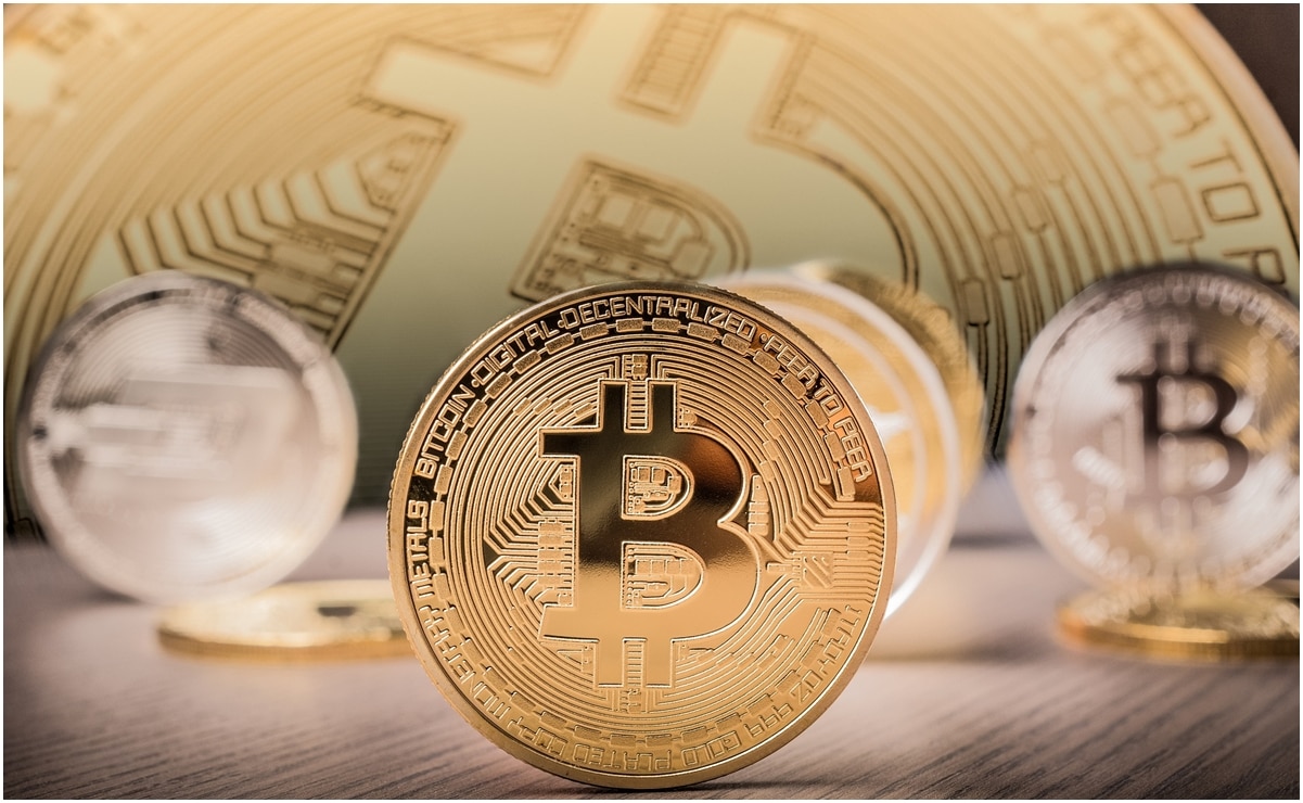 China prohíbe el uso del bitcoin y criptomonedas; tira su precio