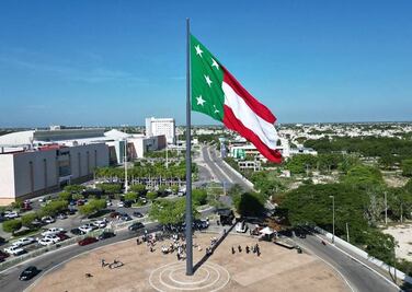 ¿Puebla tiene una bandera como la que se izó en Yucatán?