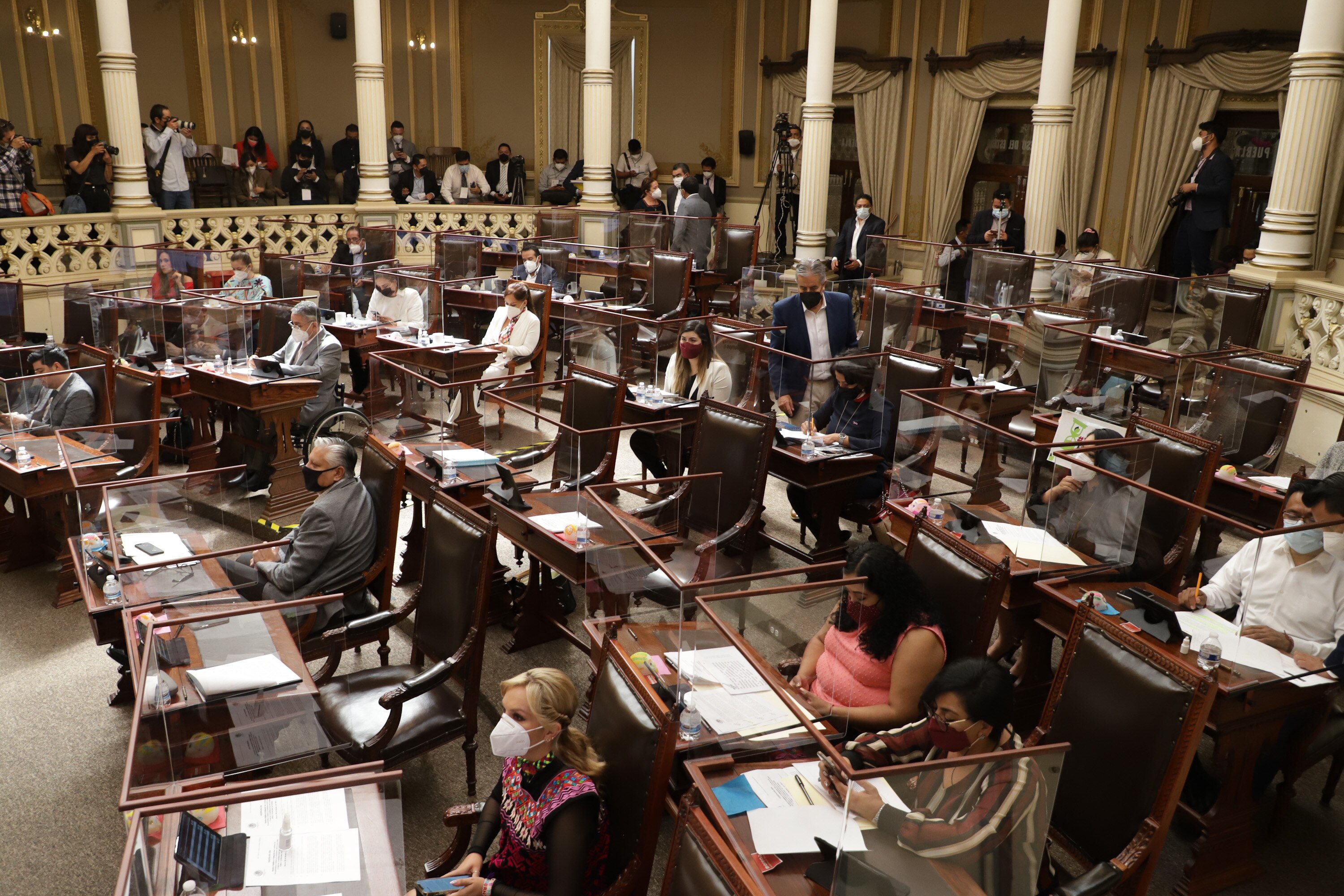 Anuncia Barbosa comisión para vigilar desempeño de la ASE