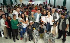 Arrancan MariElise y Pepe Chedraui Posadas Navideñas en unidades habitacionales de la capital