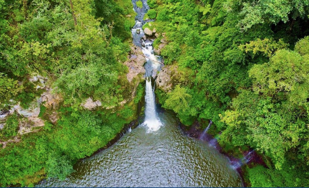 En el Pueblo Mágico de Huauchinango hay una increíble cascada | Foto: Instagram rogeliolopezan