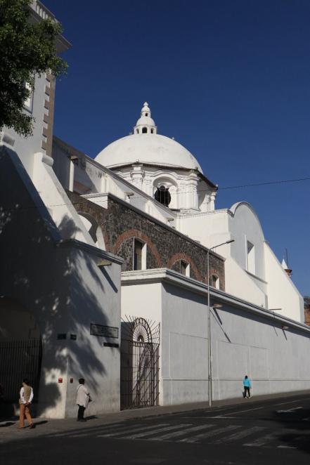 Recuperan vestigios históricos en ex templo de San Francisco Javier