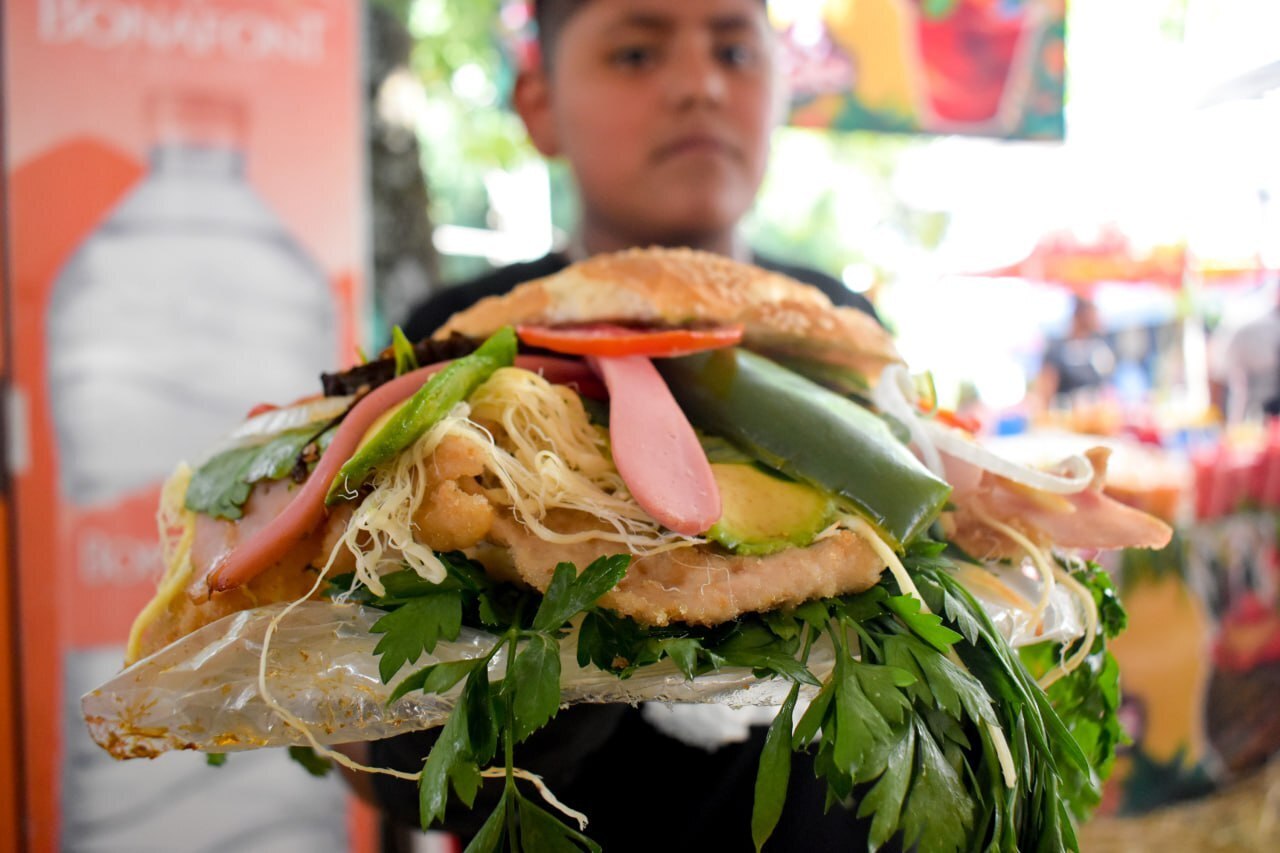 Puebla es famosa por sus deliciosas cemitas, y hay varios lugares que se destacan por ofrecer algunas de las mejores.

Foto: Producción El Universal Puebla