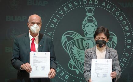 Celebran 30 años de colaboración entre la BUAP y la Universidad de Camagüey
