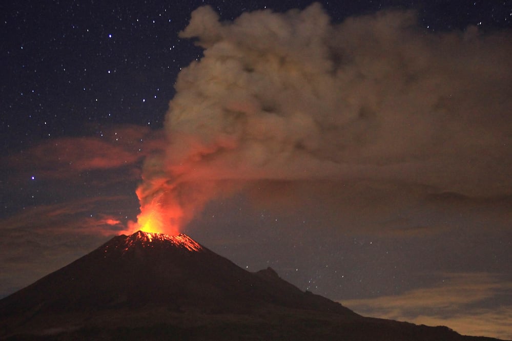 El volcán Popocatépetl ha mantenido una intensa actividad este 2024 | EsImagen