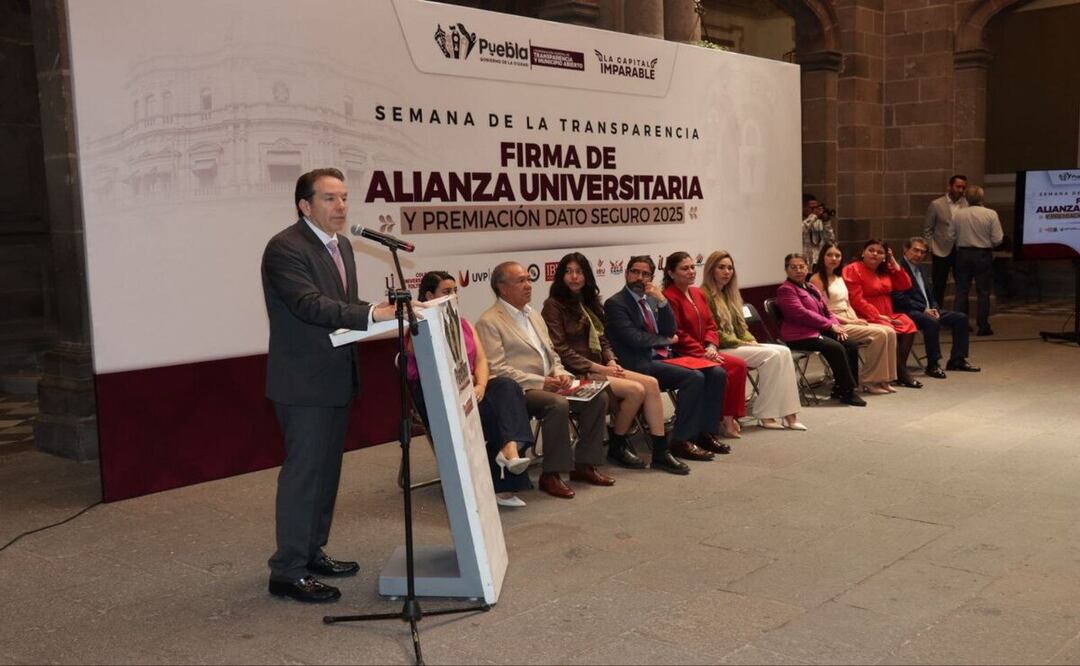Durante la jornada también se llevó a cabo la premiación del concurso “Protege tus datos personales” | Foto: Especial
