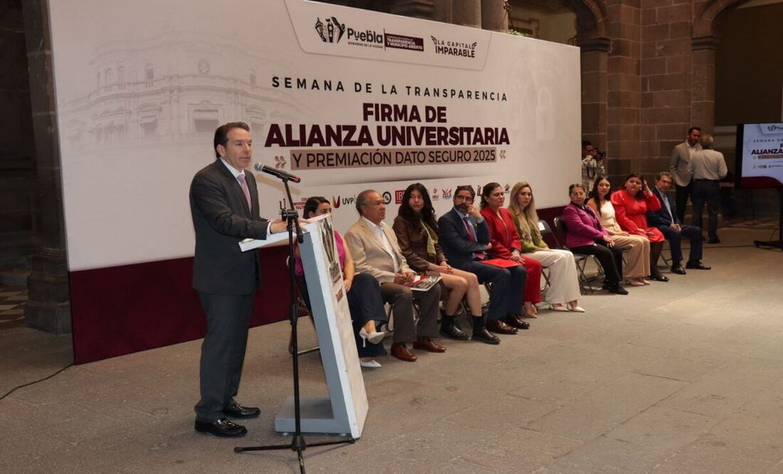 Durante la jornada también se llevó a cabo la premiación del concurso “Protege tus datos personales” | Foto: Especial