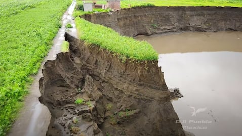 Socavón de Puebla. Así luce de cerca la franja de tierra que se está desprendiendo