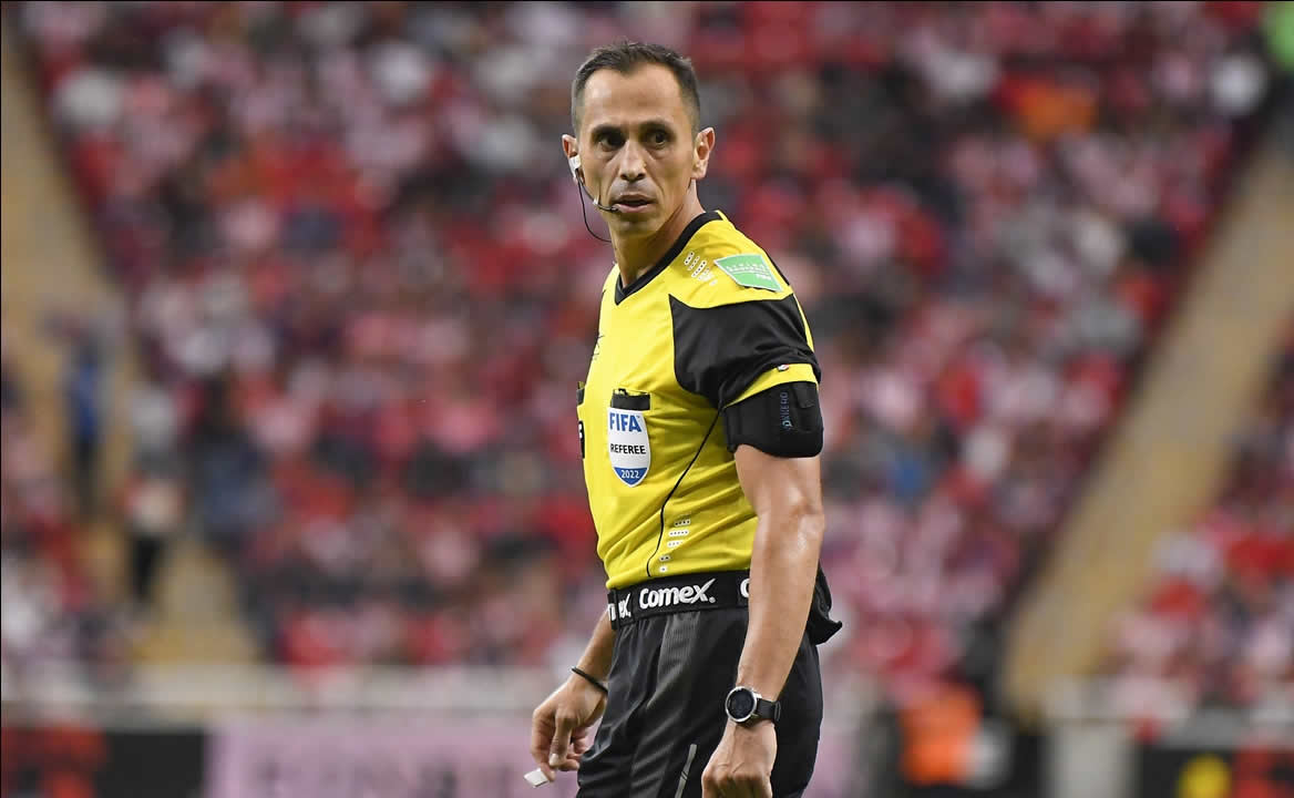 Liga MX define al árbitro para el repechaje Puebla-Chivas