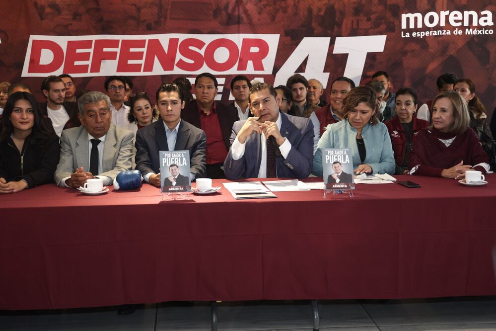 Alejandro Armenta dio conferencia de prensa este lunes | Foto: Agencia Es Imagen para El Universal Puebla
