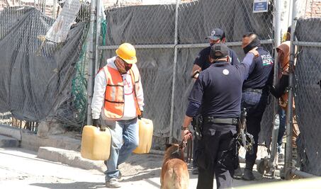 Colapsa obra de centro comercial y sepulta a trabajadores en Texmelucan